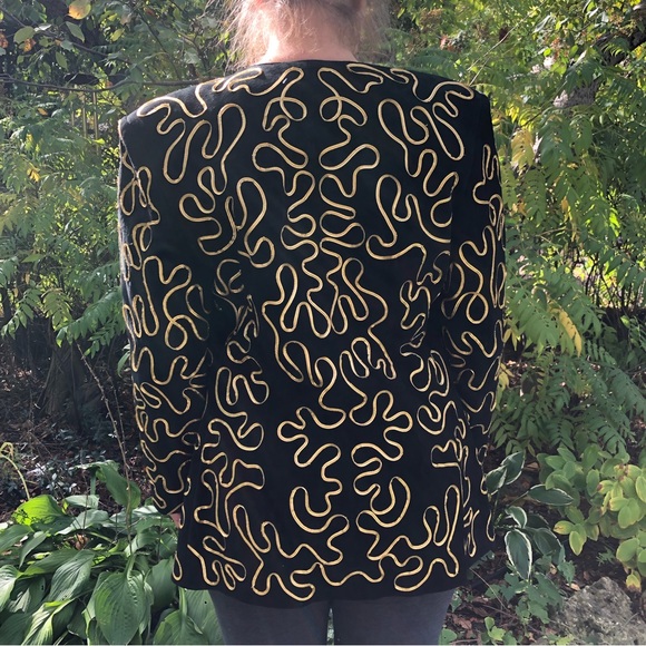 Vintage Danier Suede jacket with gold braid trim - Picture 11 of 15